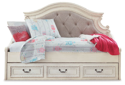 Realyn - Twin Day Bed - Chipped White