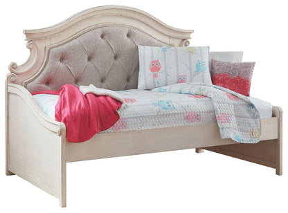 Realyn - Twin Day Bed - Chipped White