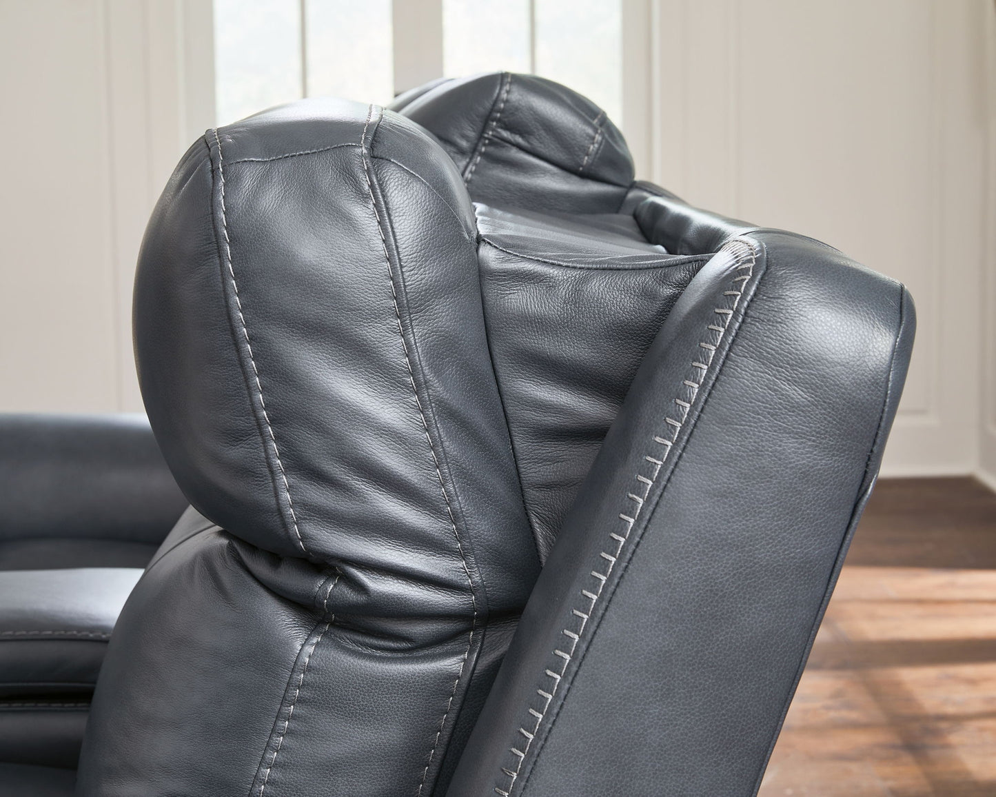 Next Move - Power Reclining Sofa With Adjustable Headrest